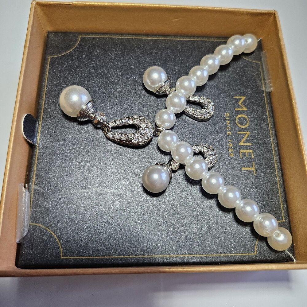**Last Chance!! Final Sale** Monet Faux Pearl Crystal Necklace Earring Set NIB - Picture 12 of 15
